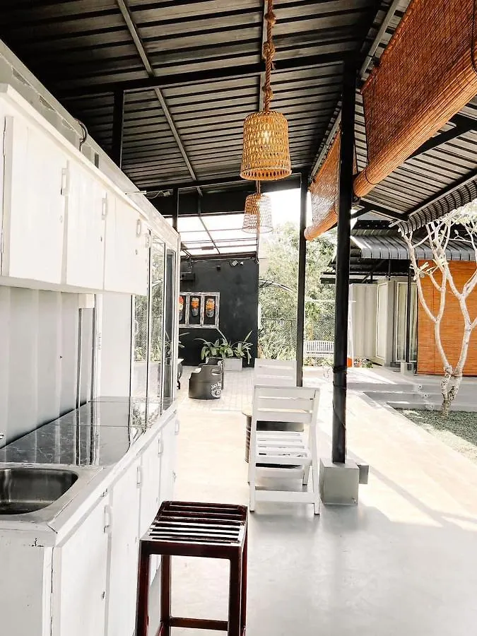 Container Villa Collection Kadawatha Bed & Breakfast